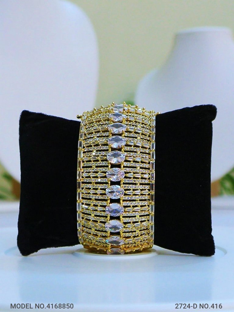 Color variant