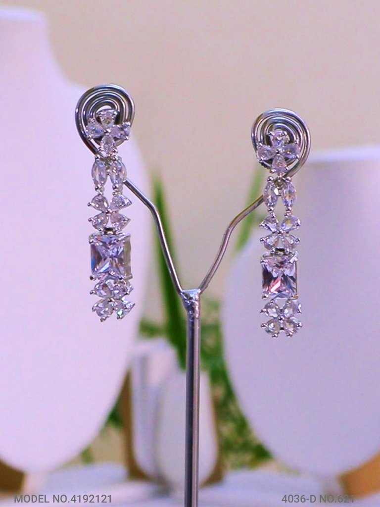 Original Zircon Necklace Set - View B