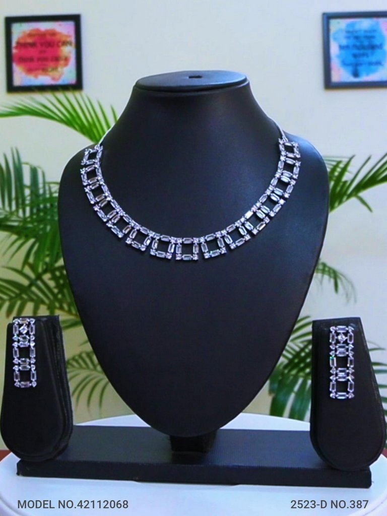 Ideal Necklace Set for Wedding Jewelry Occasions - Amaara World