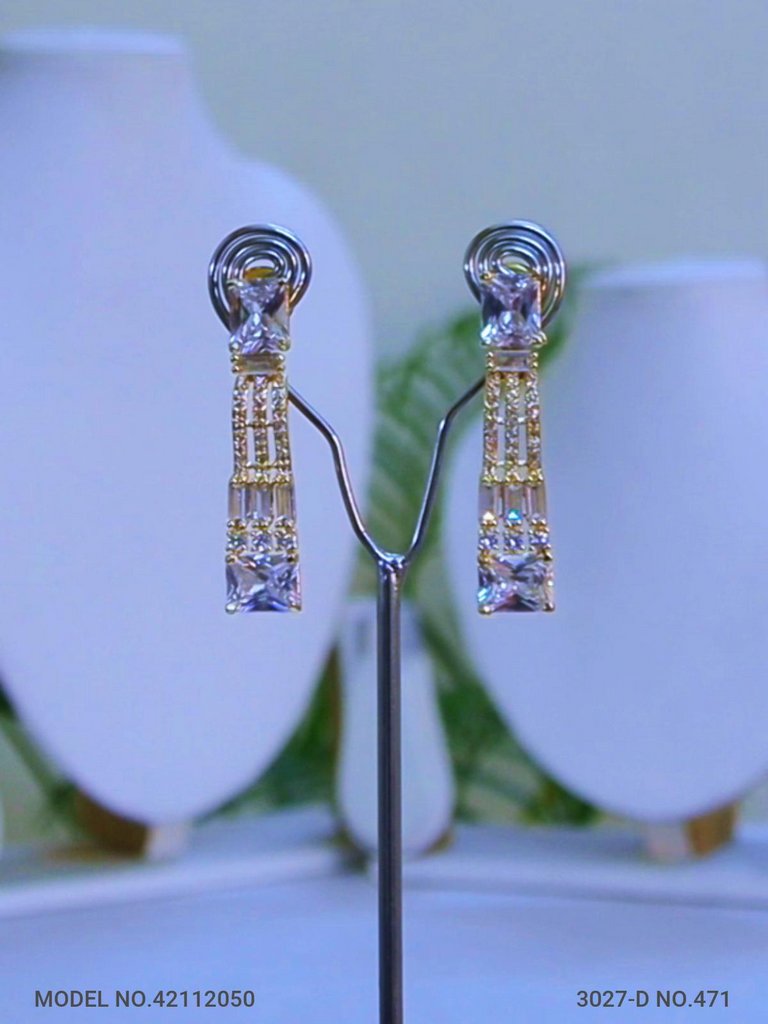Necklace Set for Wedding Occasions - View B