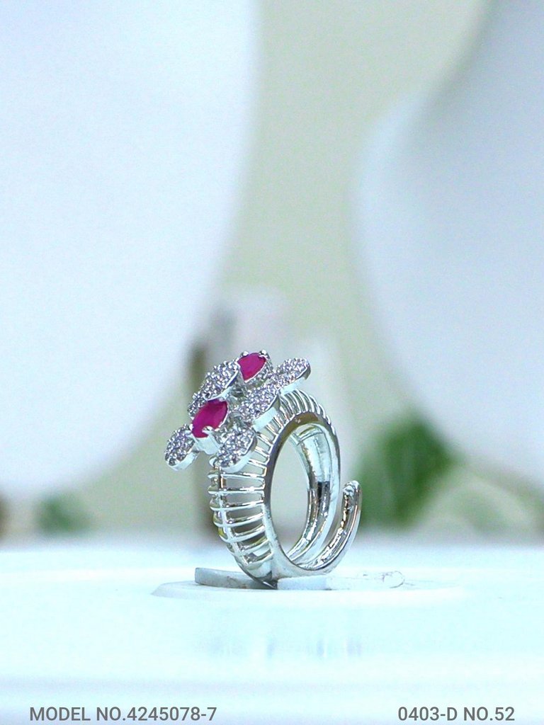 Shine Addict Ring - Amaara World