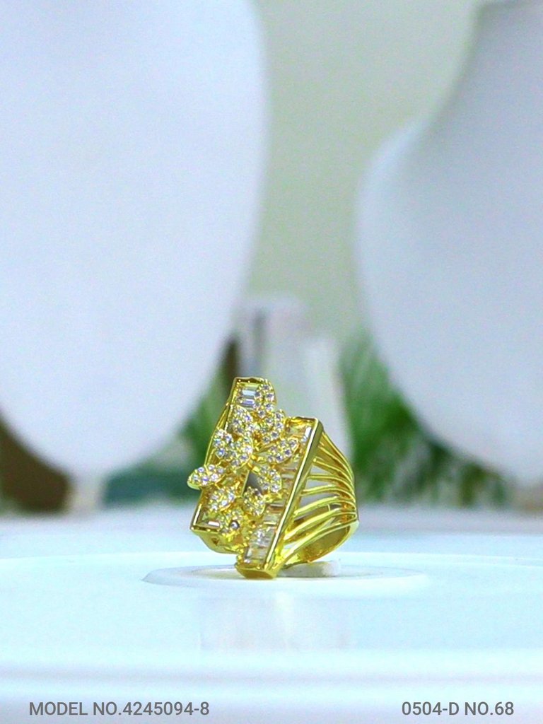 Designer Shine Ring - Amaara World