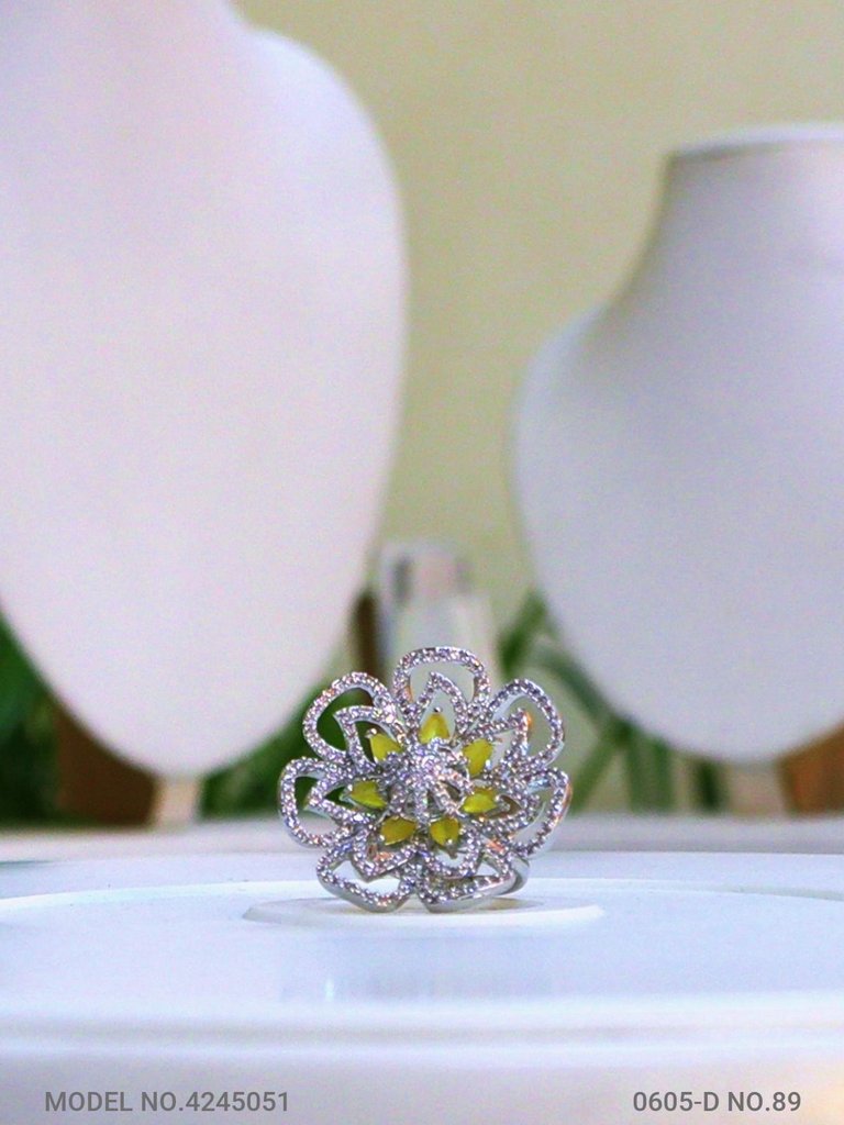 Designer Shine Ring - Amaara World