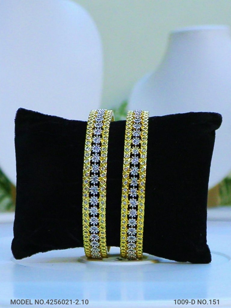 Luxe Shine Bangles - Amaara World