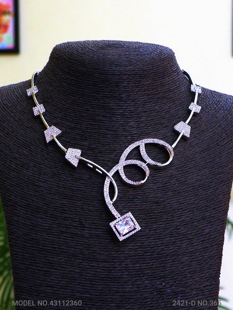 Classical Yet Trendy | Jewelry Set - View A
