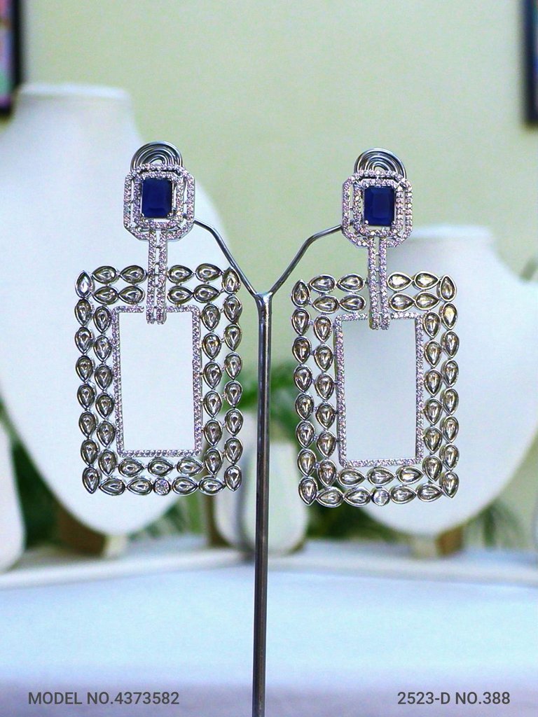 Earrings for Wedding Parties - Amaara World