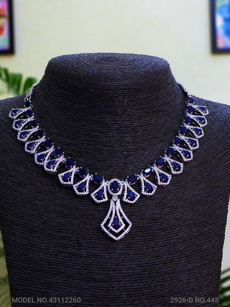 Ideal Gifts for Women | Jewelry Set - View A