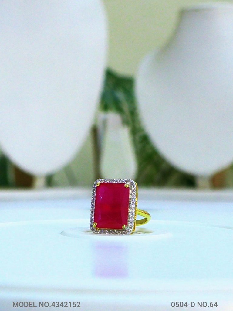 Royal Spark Ring - Amaara World