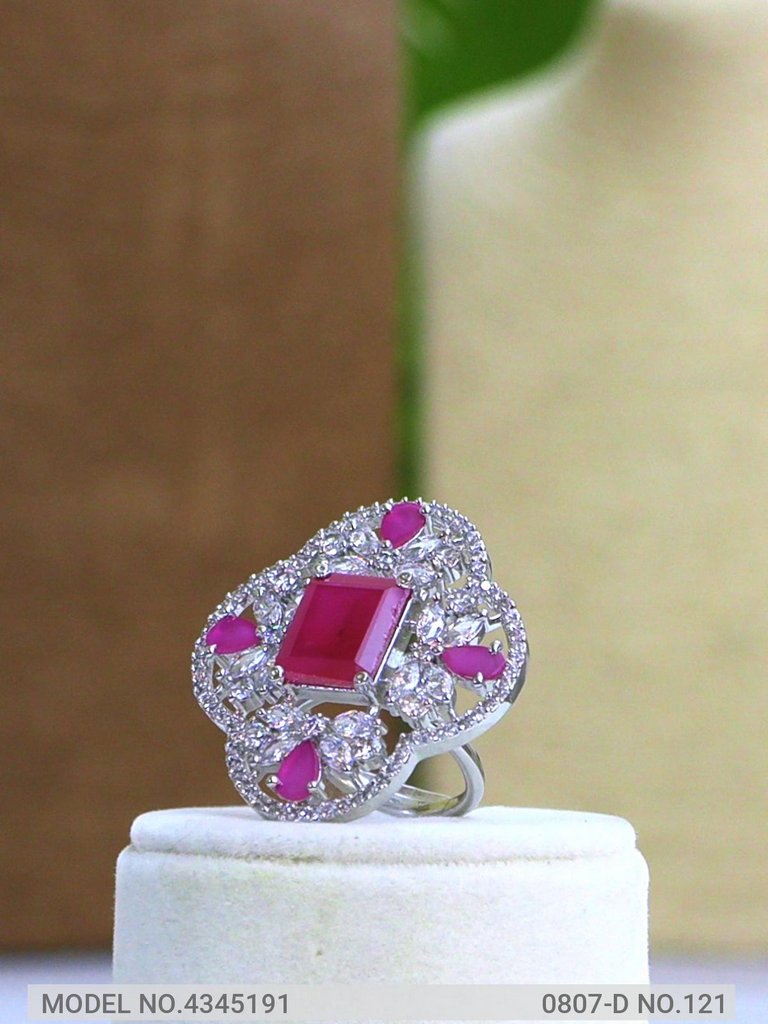 Shine Addict Ring - Amaara World