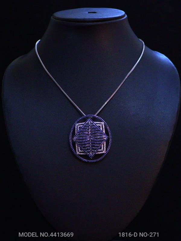 Classic Pattern | Fine Fashion Jewelry - View 2 - Amaara World