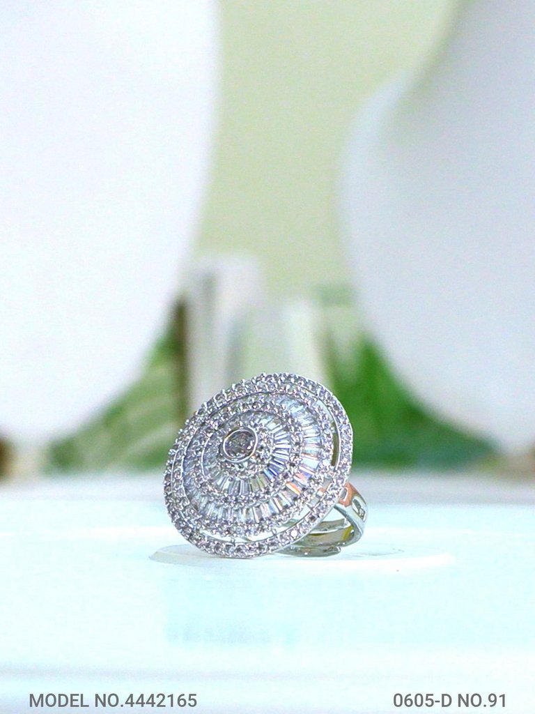 Stylish Spark Ring - Amaara World