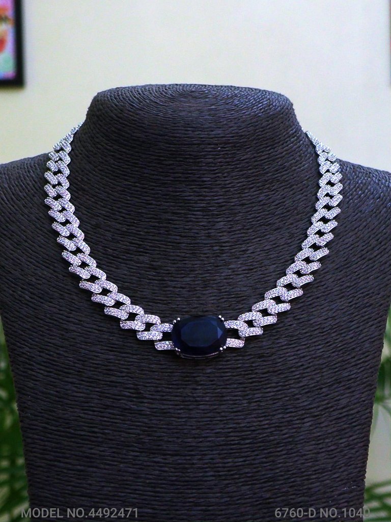 Ideal Gift for Traditional Ladies - View A