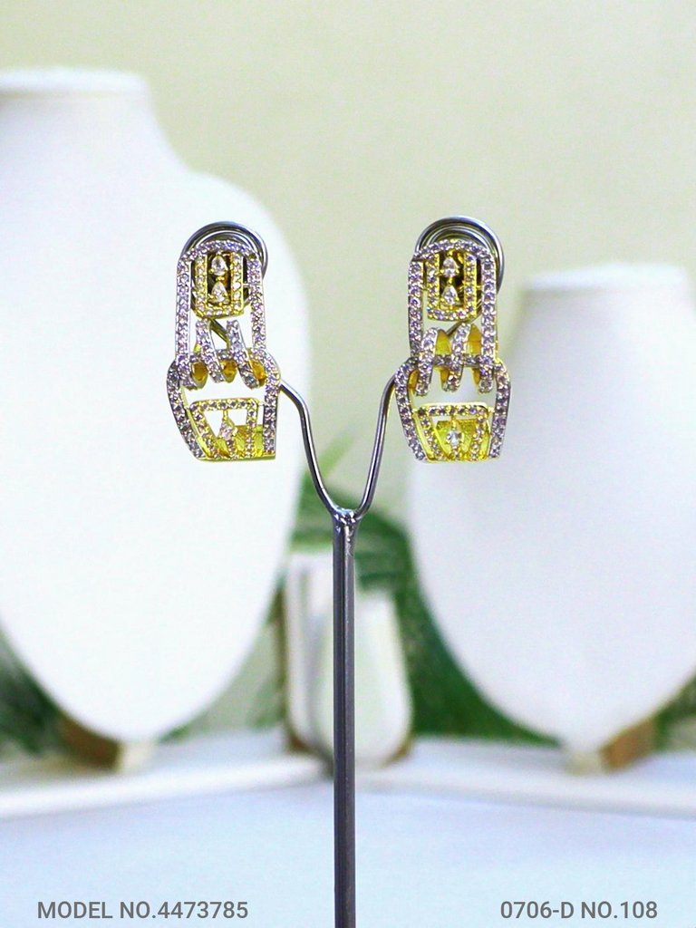 Diamond Replica Earrings - Amaara World