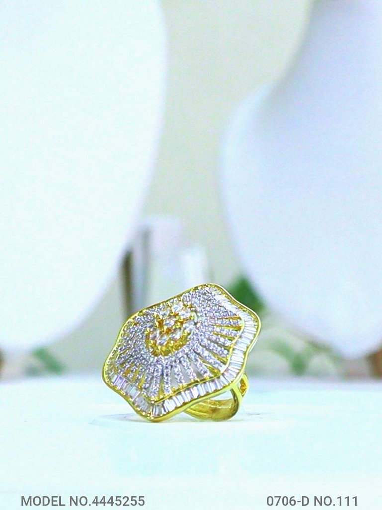 Glow Prism Ring - Amaara World