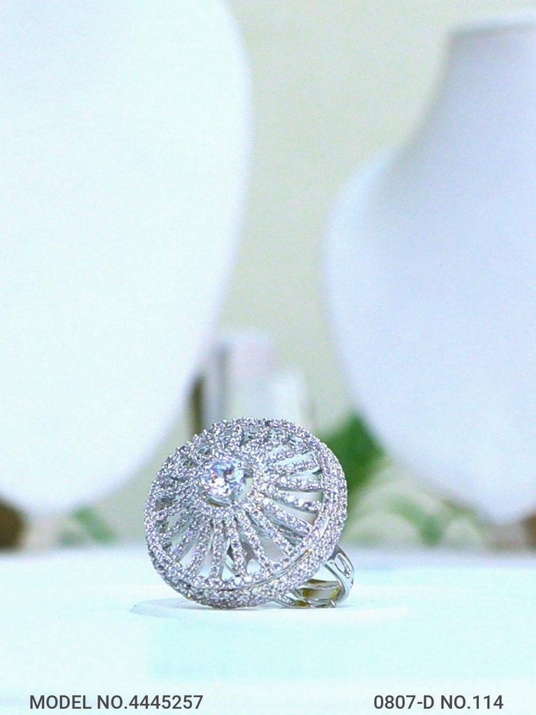 Spark Orbit Ring - Style 1 - Amaara World