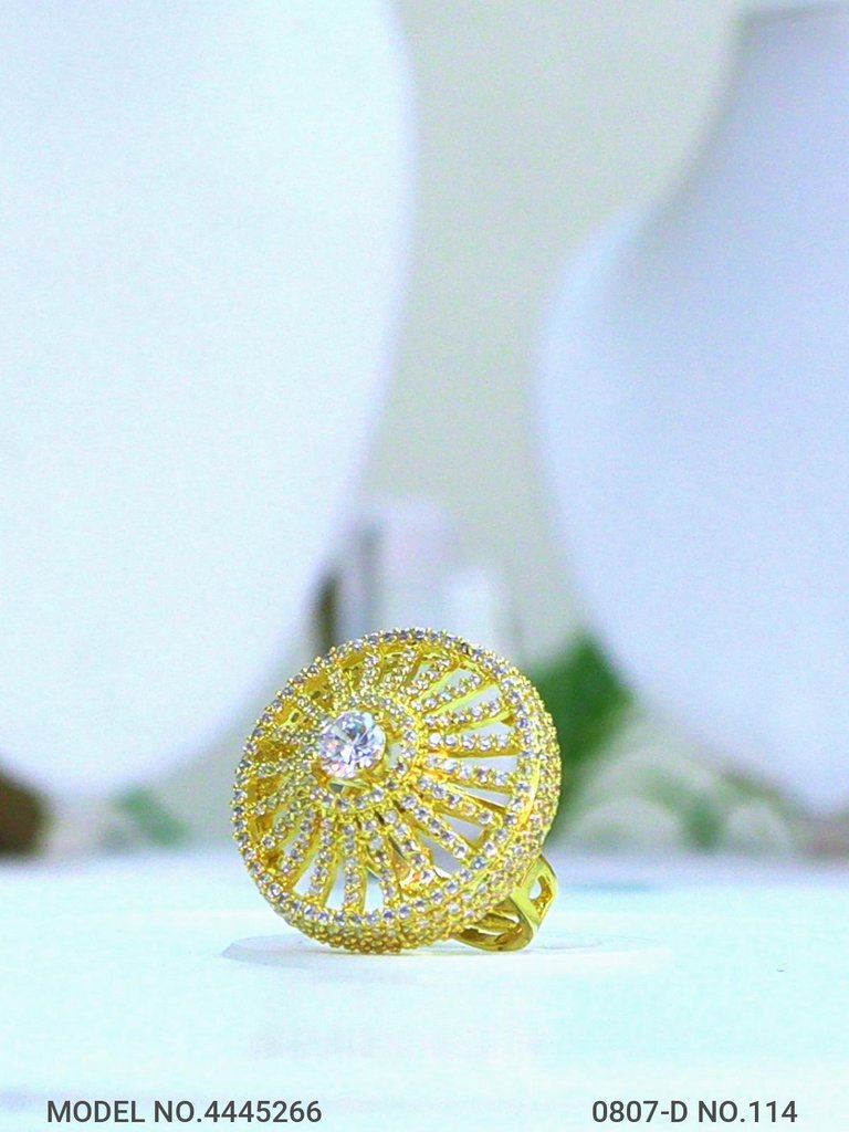 Simple Luxe Ring - Amaara World