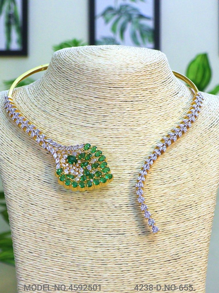 Traditional American Diamond Set - View A
