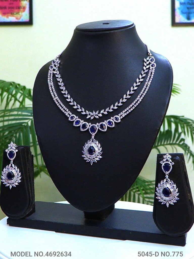 Handcrafted with Love and Passion - Amaara World