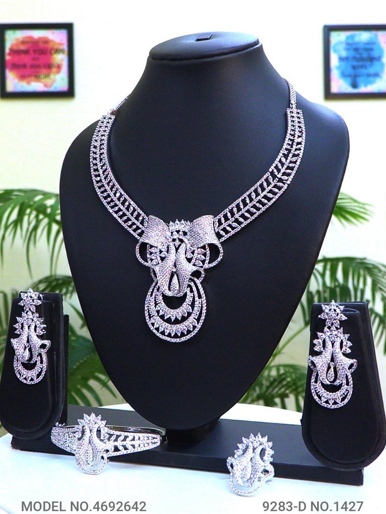 Original Cz Traditional Necklace - Amaara World