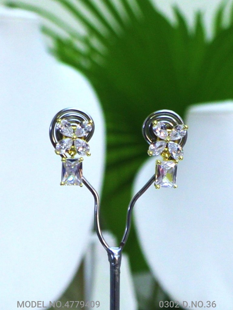 Crystal CZ Studs | Gift for your Wife - Amaara World