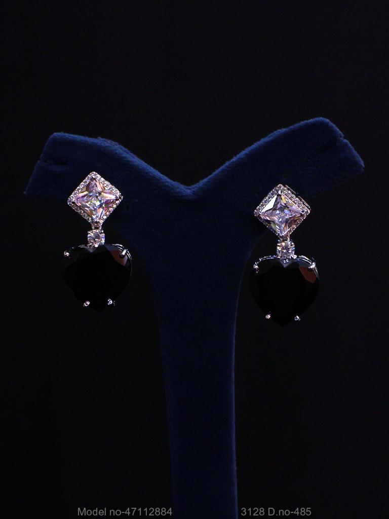 Wedding Jewelry for Trendy Women - View 3 - Amaara World