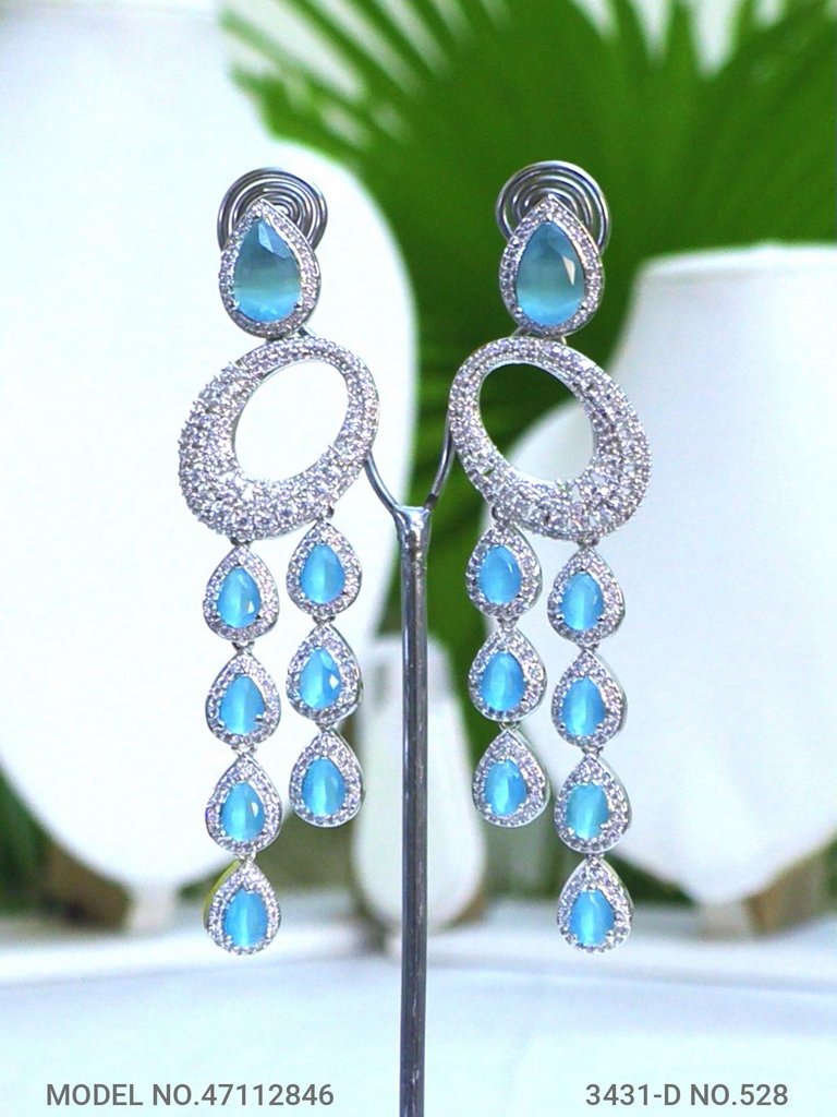Smart Alternative to Expensive Diamond Jewelry - View B