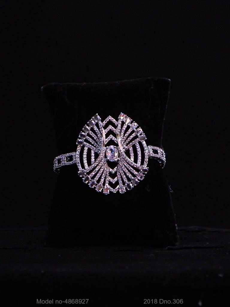 Simple Spark Bracelet - Amaara World