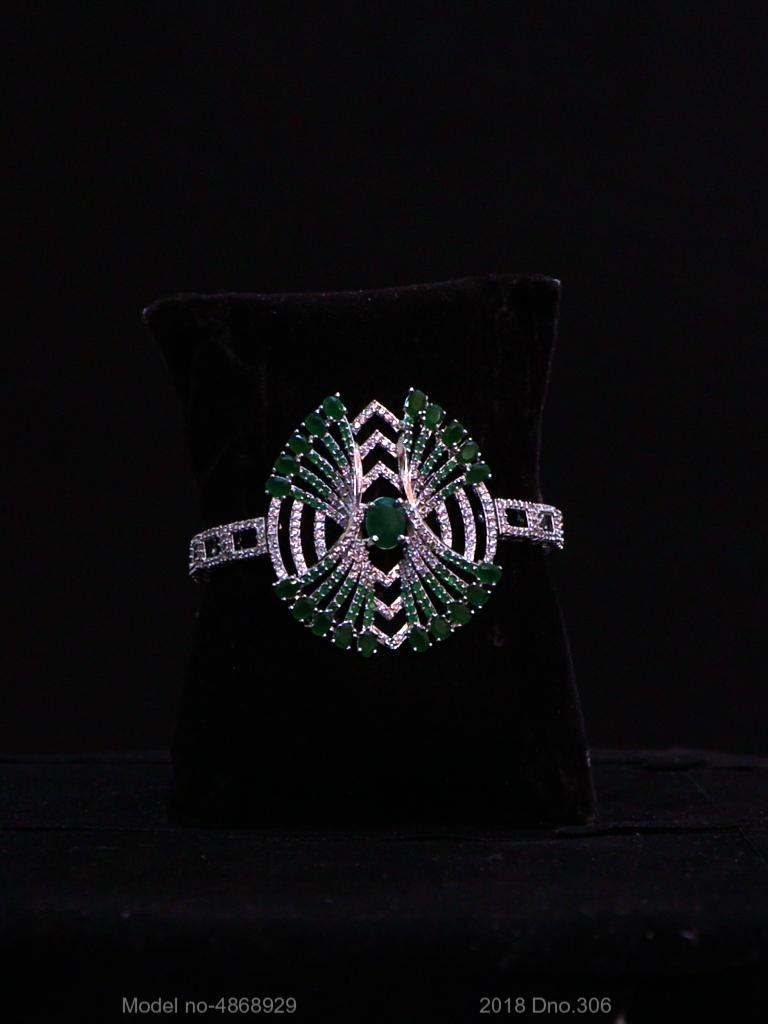 Simple Spark Bracelet - Style 2 - Amaara World