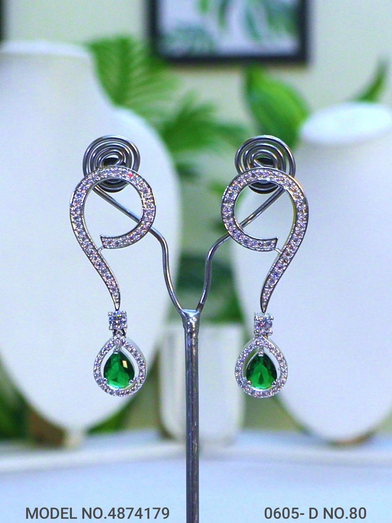 Earrings made of Cubic Zircons