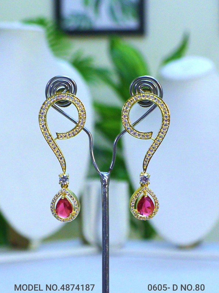 Zircon Earrings can be a Gift - Amaara World