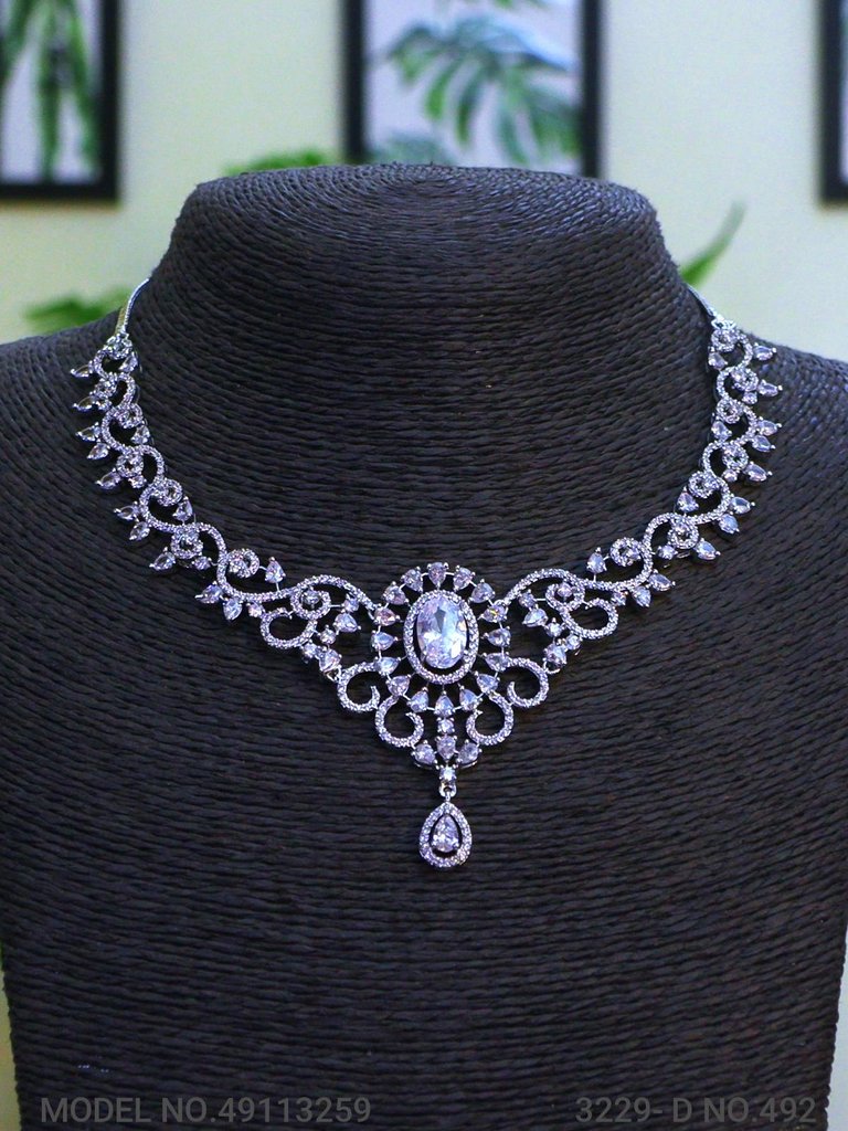 Classic Necklace Set - View A