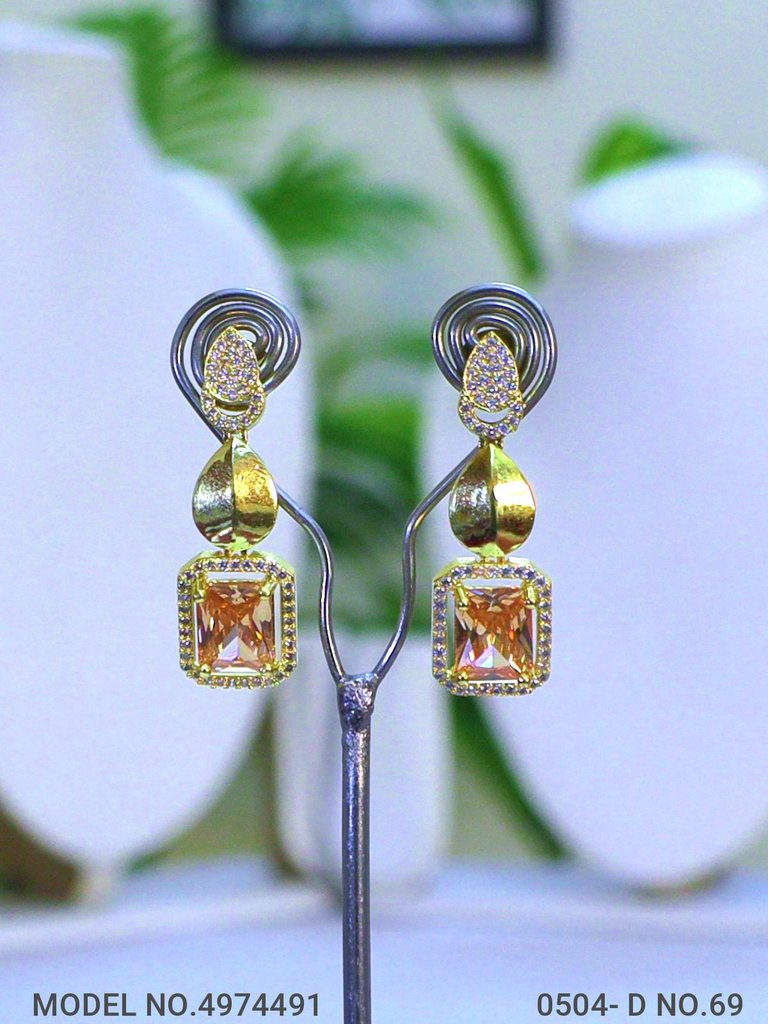 Earrings for Wedding Parties - Amaara World