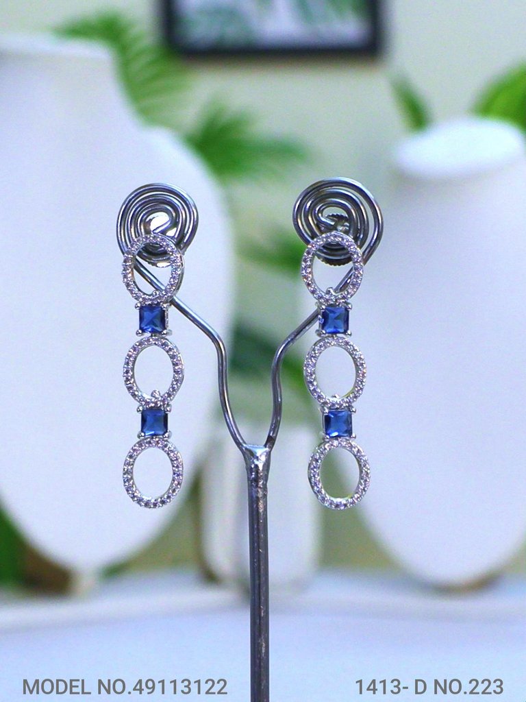 Smart Alternative to Expensive Diamond Jewelry - View B
