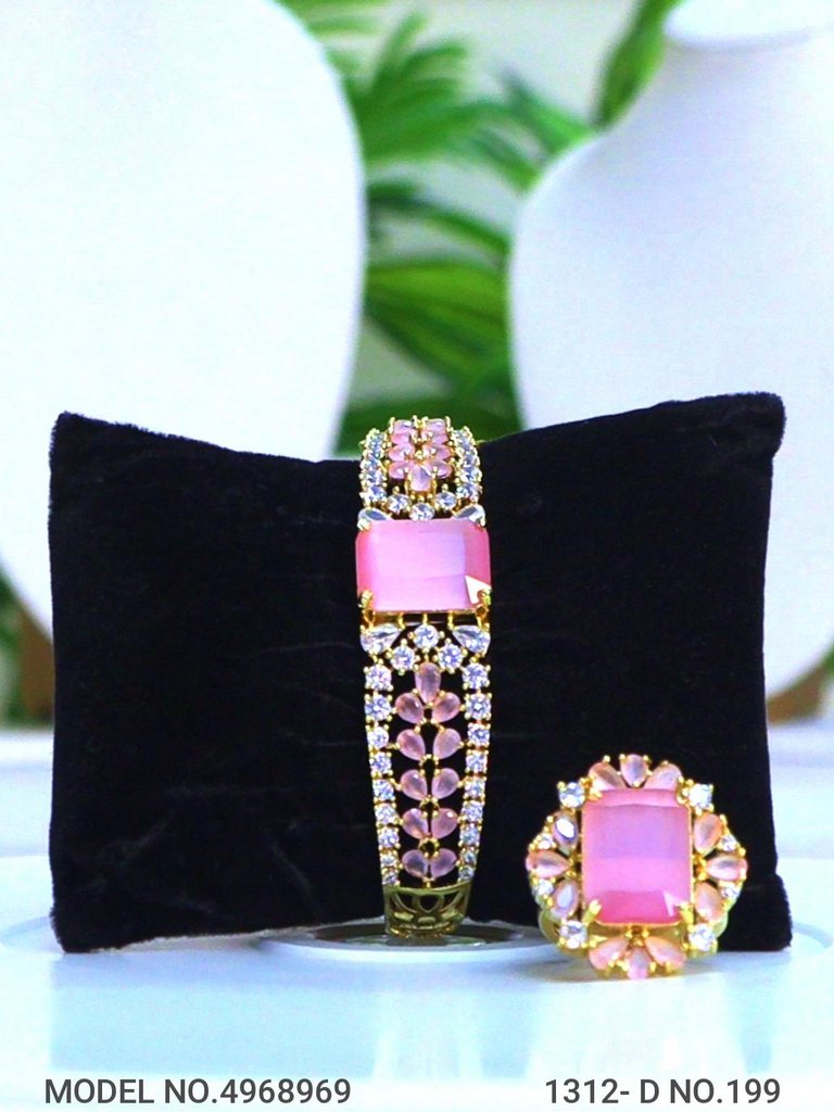 Bracelet with Finger Ring - Amaara World USA - SKU 4968969