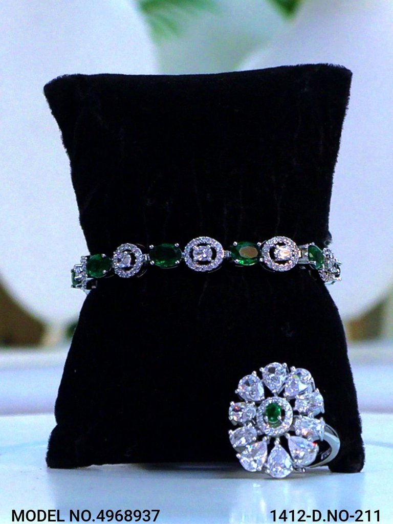 Shagun Spark Bracelet - Style 1 - Amaara World