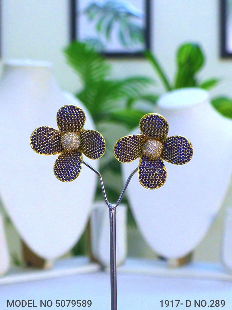Crystal CZ Studs | Gift for your Wife - Amaara World