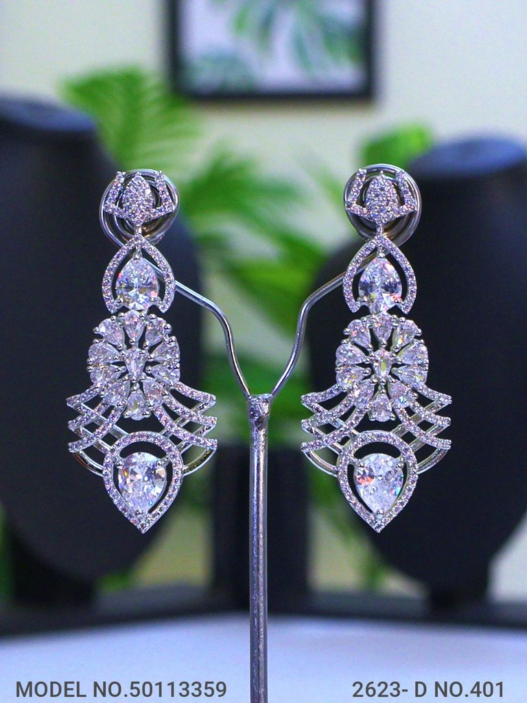 Classic Necklace Set - View B