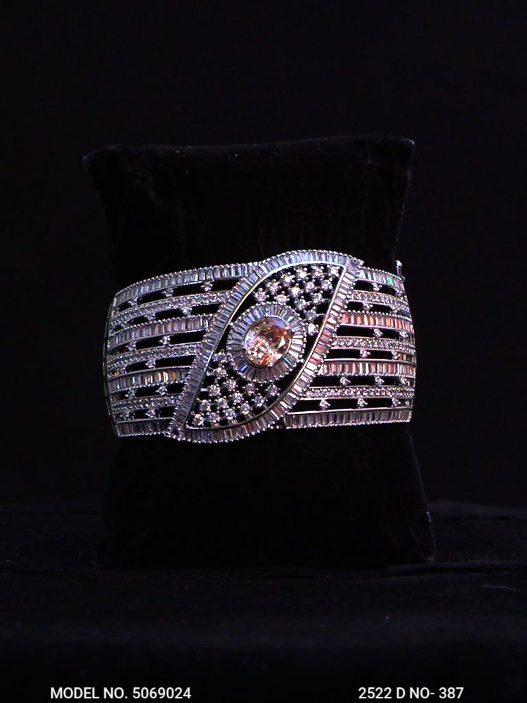 Export Luxe CZ - Amaara World