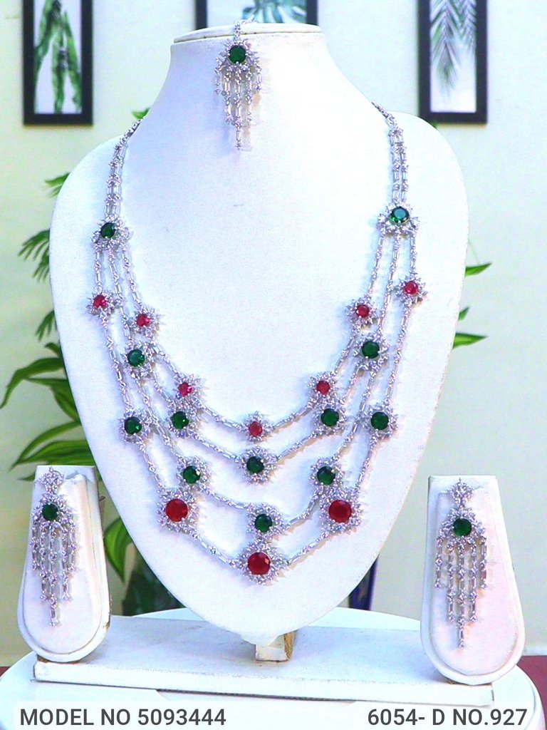 Wedding Gifts for Wedding Parties - Amaara World