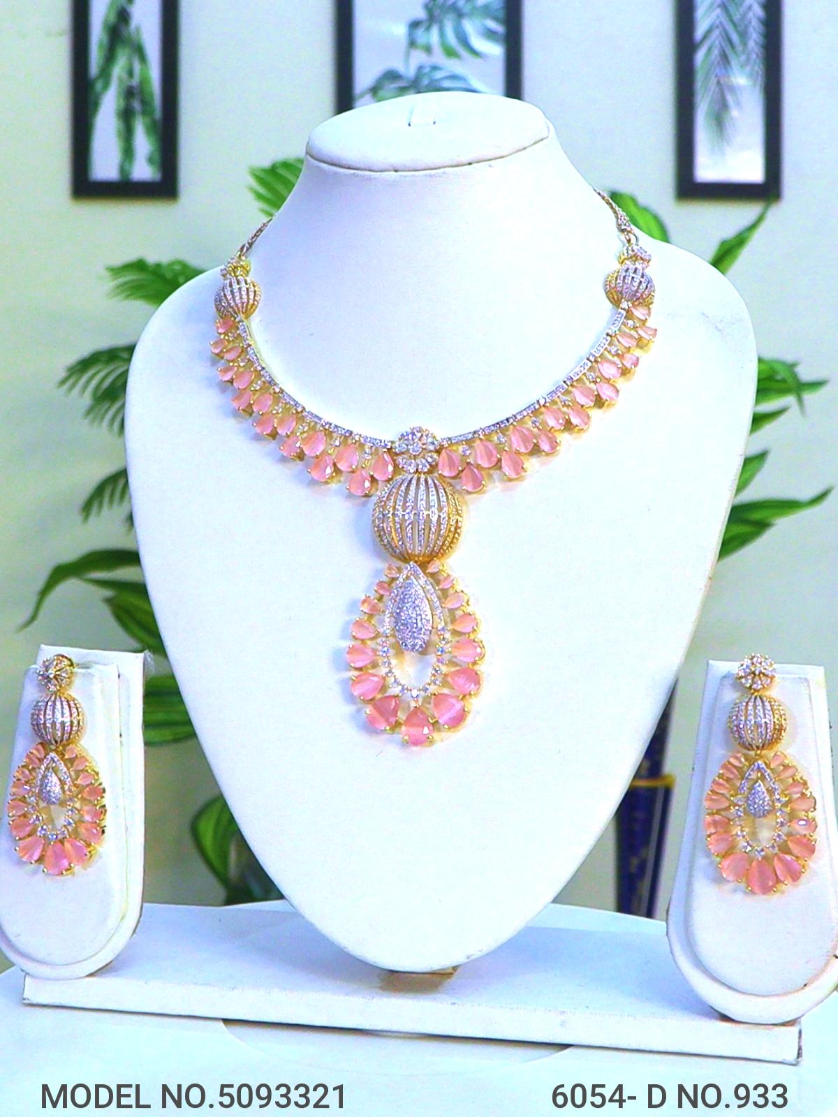 Meet Tradition...meet Perfection ! - Amaara World