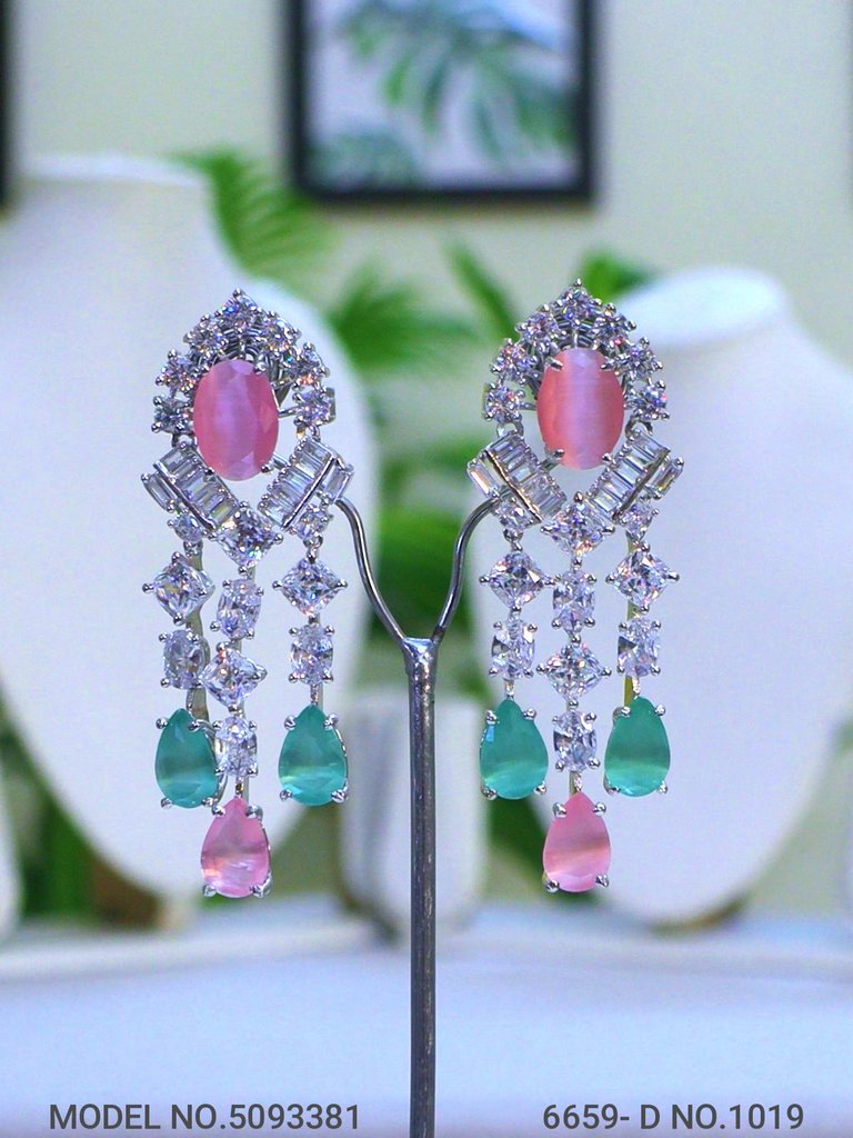 Statement Necklaces in Trend - View B
