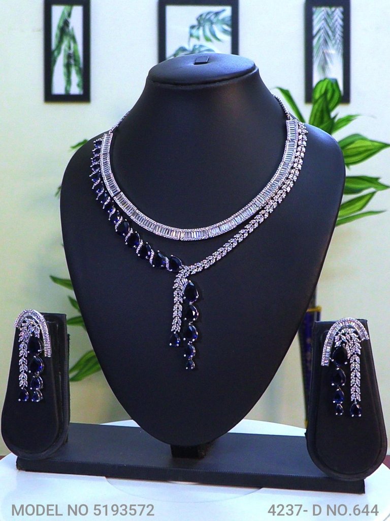 The best Gift for a Woman ! Jewelry - Amaara World