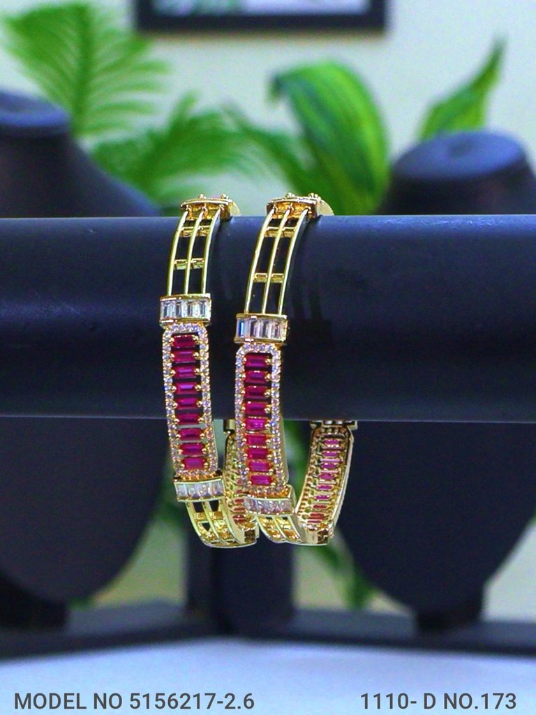 Luxe Shine Bangles - Amaara World