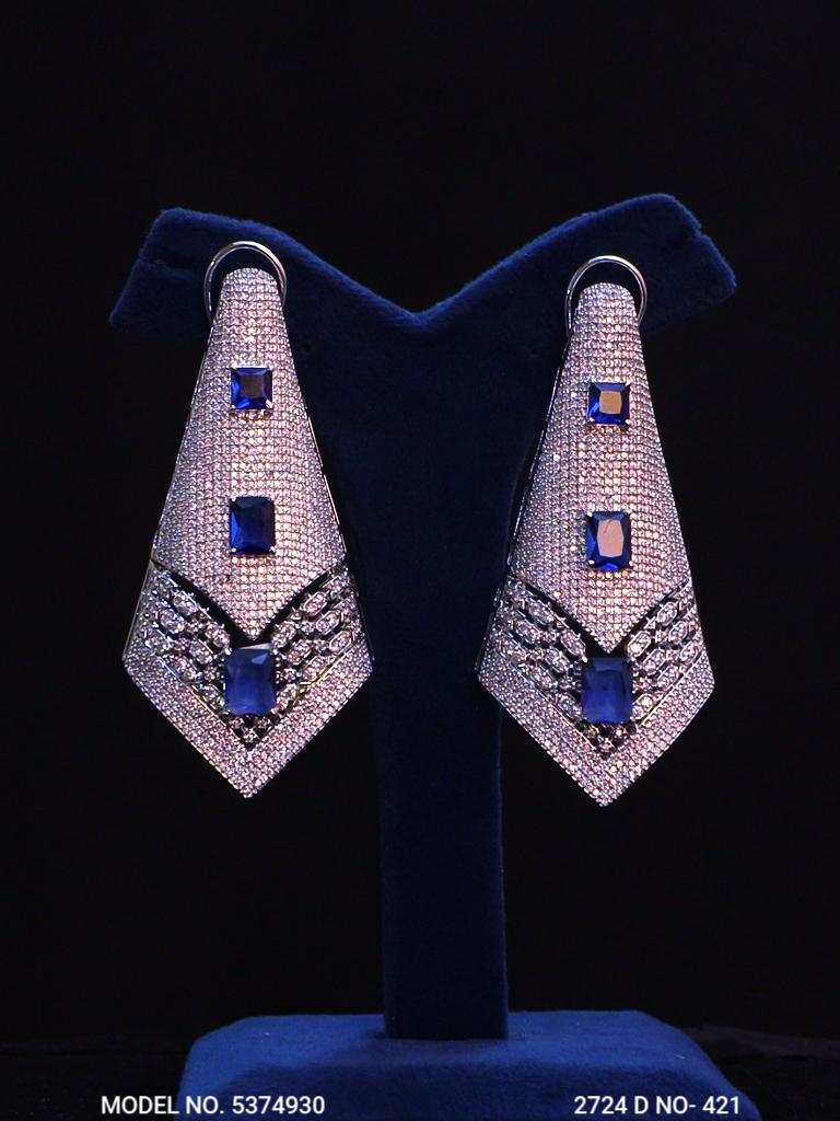 Partywear Earrings for Weddings - Amaara World