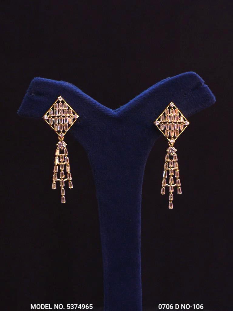 Earrings | Fusion Design - Amaara World