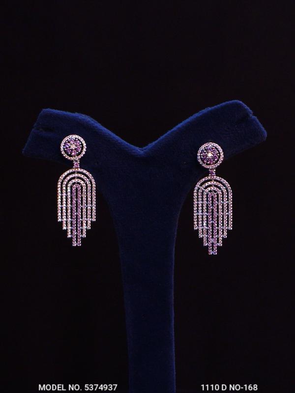 Gift a Earring to her