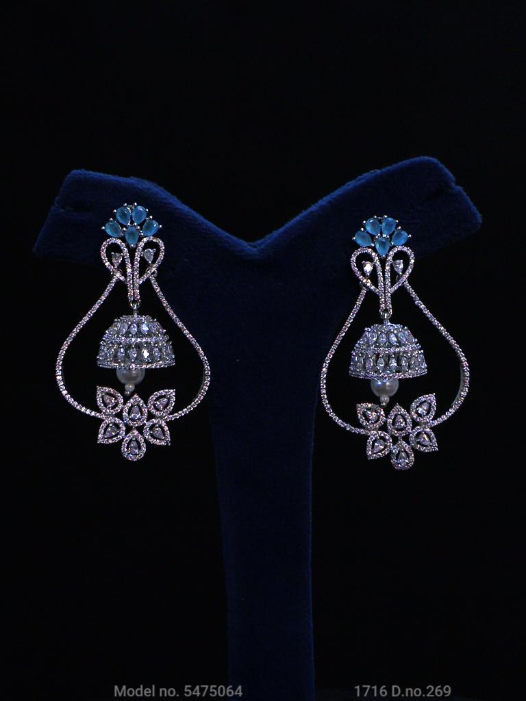 Earrings made of Cubic Zircons