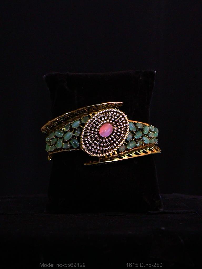 Glow Fit CZ Band - Amaara World
