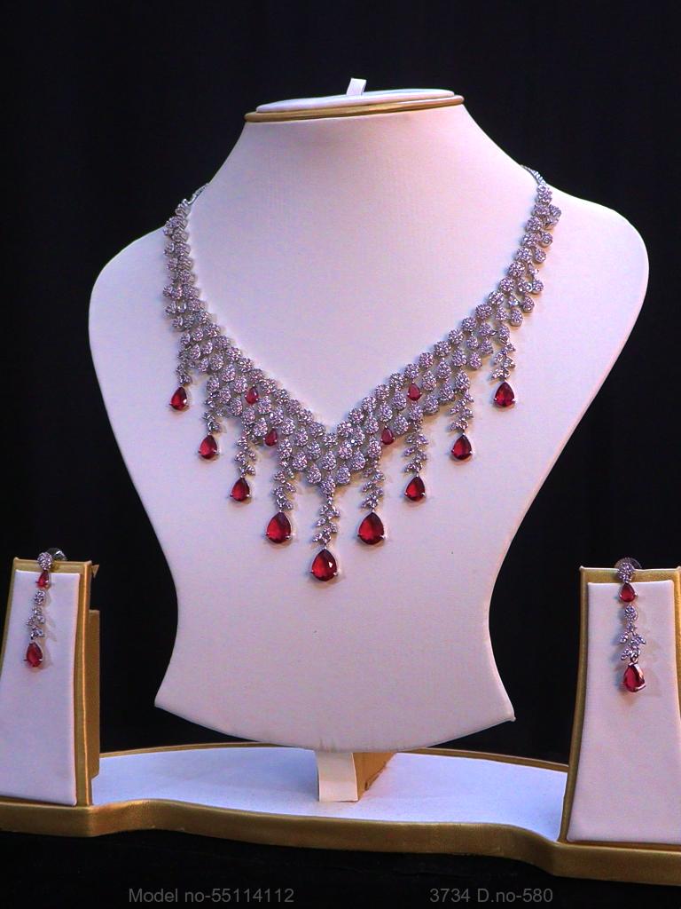 A Classic Cz Set for all Parties