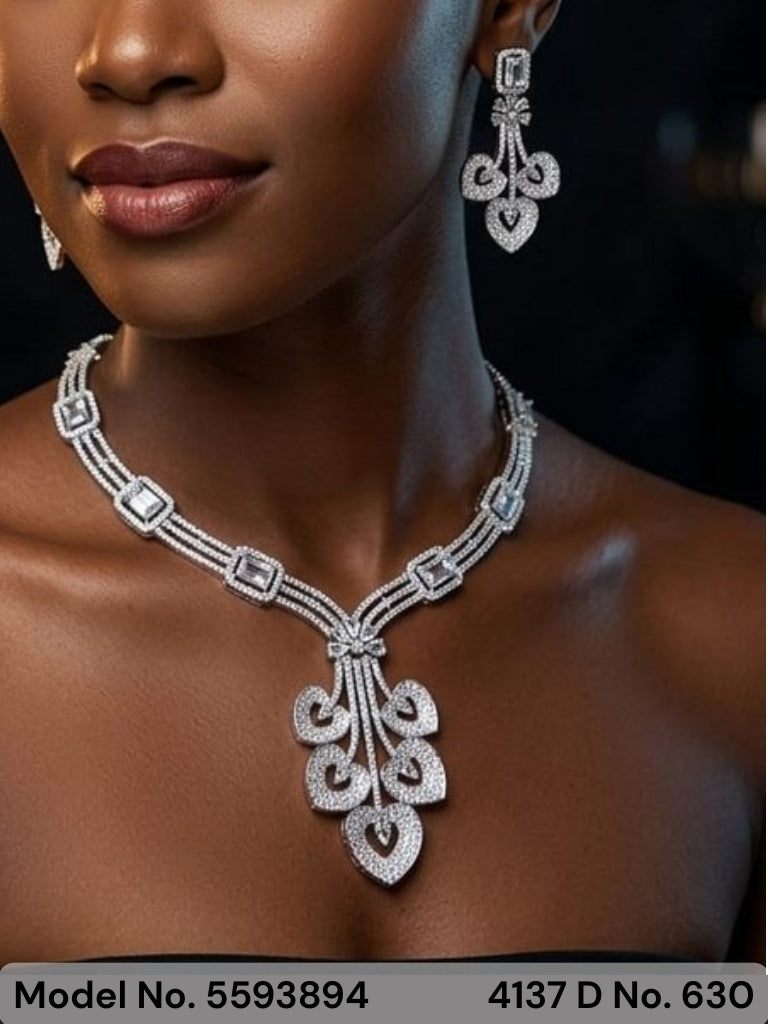 Friendship of Tradition and Trend - Amaara World